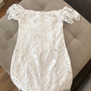 Guess Lace Mid- length dress